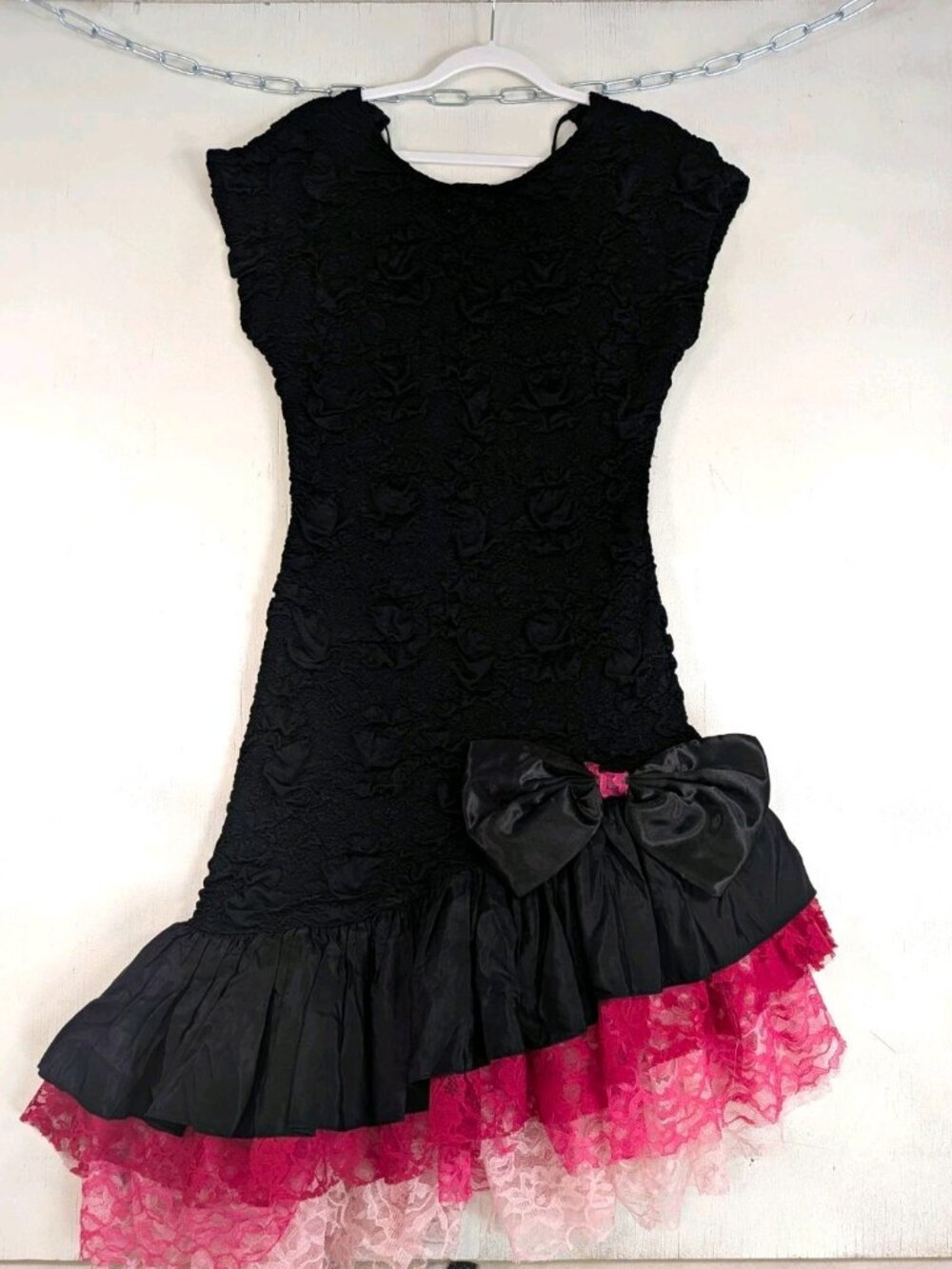 Vintage Black Nuance Sheath Dress Goth Black & Pink Lace Bow Ruffle Sz Large
